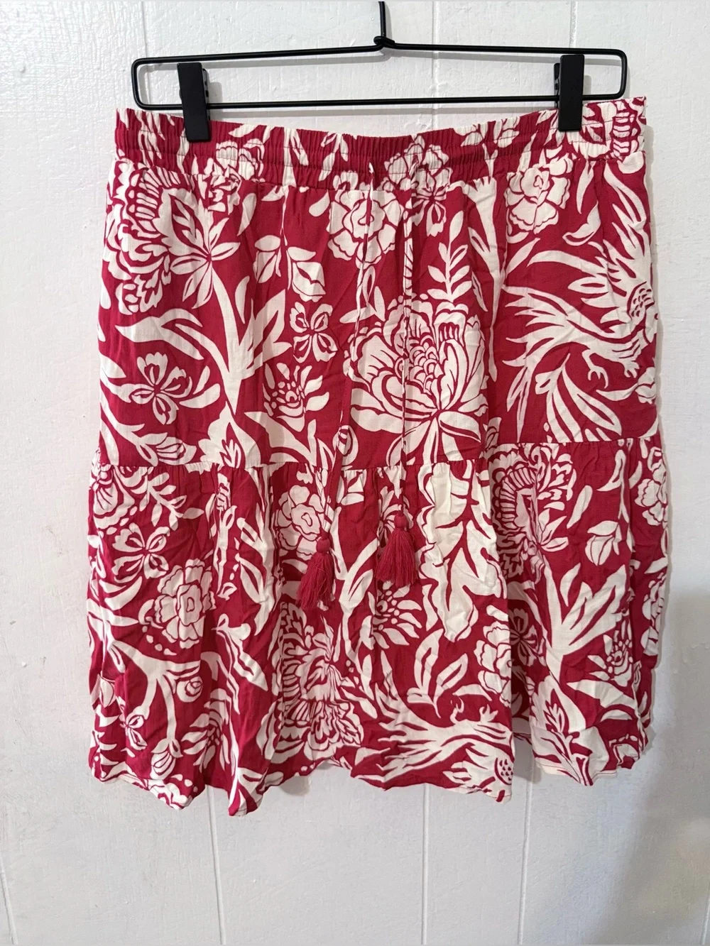 Knox Rose White and Red Floral Skater Skirt